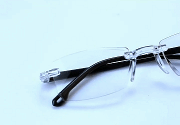 LUNETTES 2-EN-1 : LECTURE + SOLEIL ANTI-LUMIÈRE BLEU